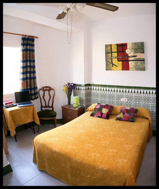 Hostal Estacion Almeria Bagian luar foto