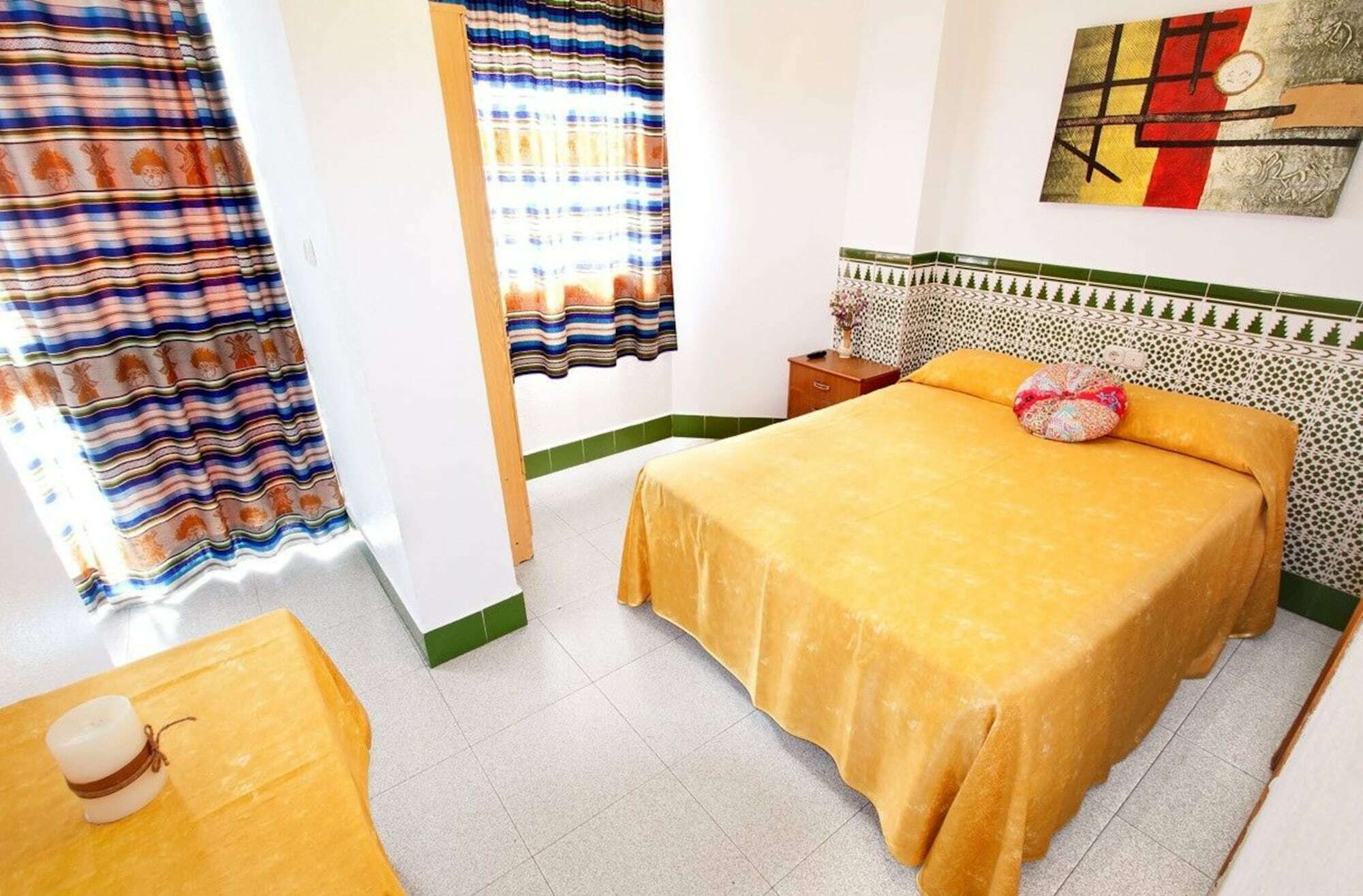 Hostal Estacion Almeria Bagian luar foto