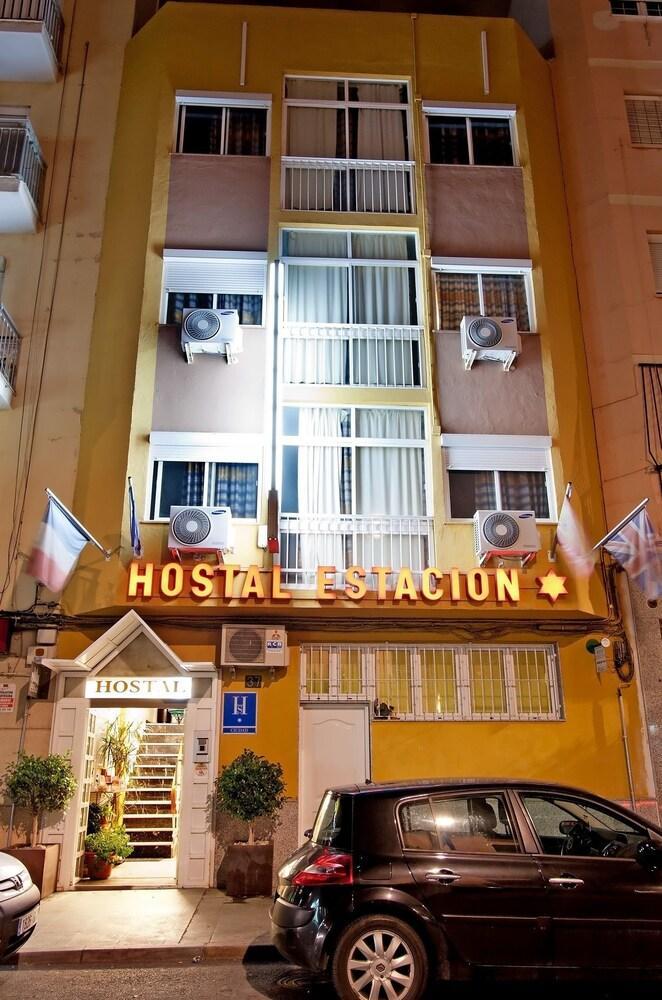 Hostal Estacion Almeria Bagian luar foto